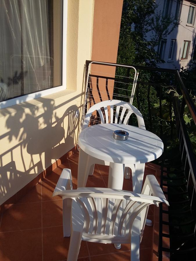 Guest House Adriya Primorsko Extérieur photo
