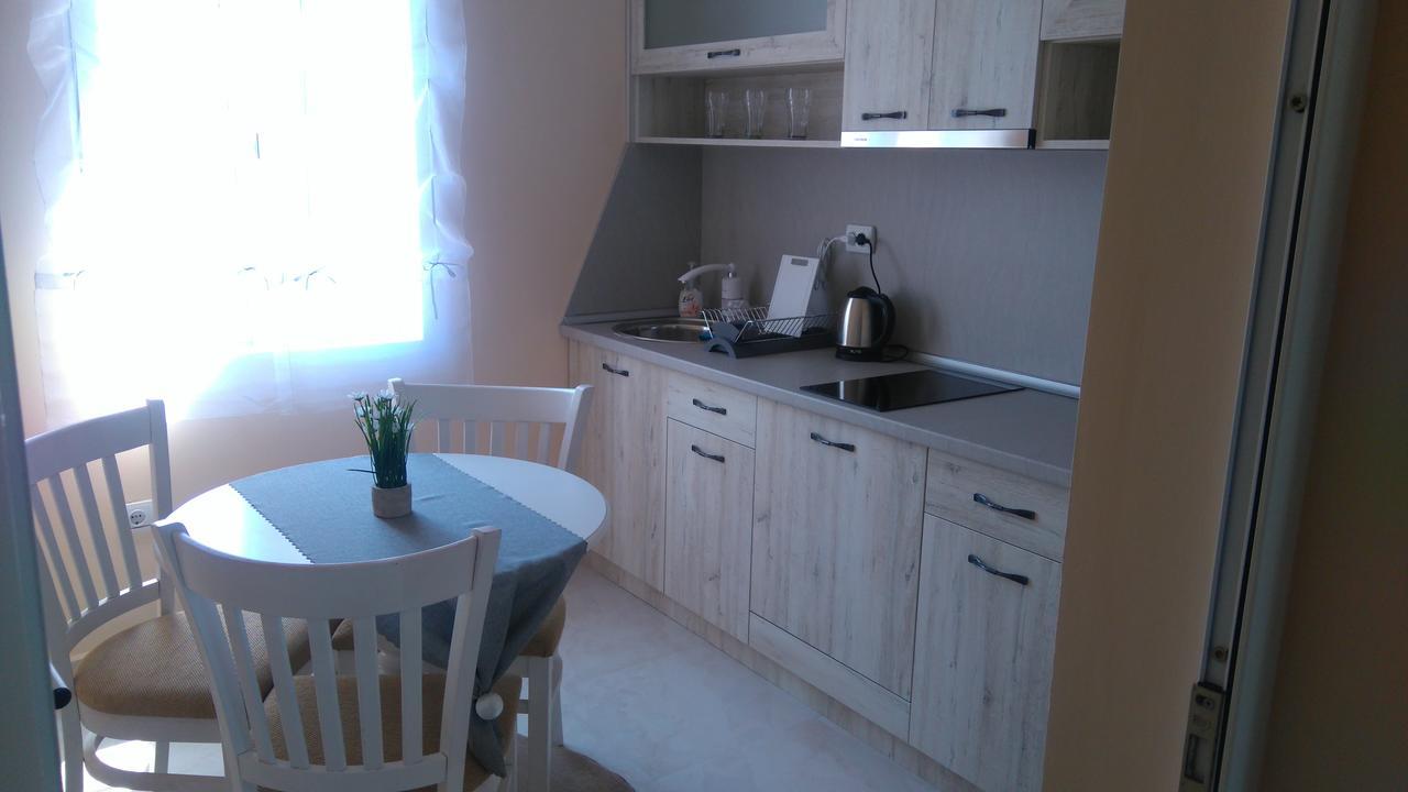 Guest House Adriya Primorsko Extérieur photo