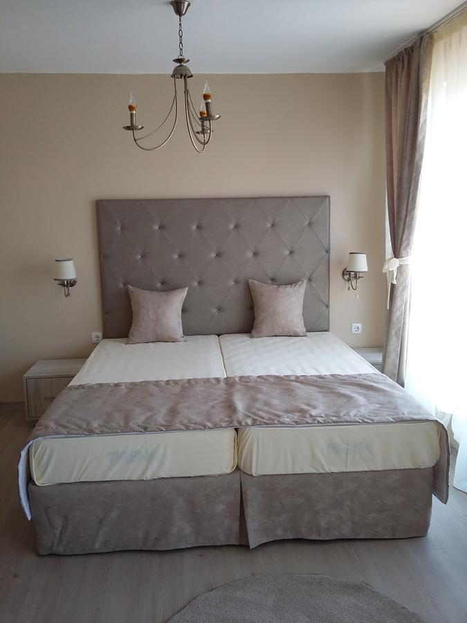Guest House Adriya Primorsko Extérieur photo